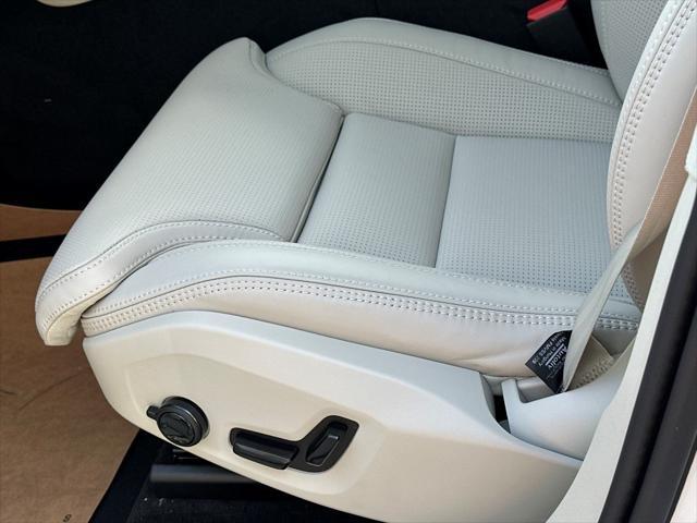 new 2025 Volvo XC60 car, priced at $59,845