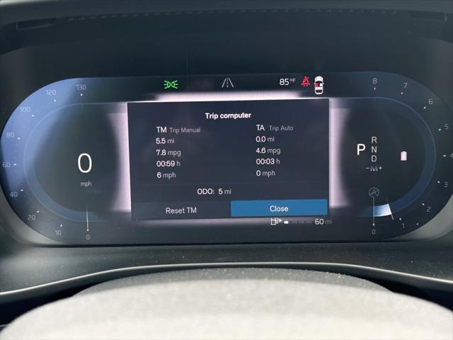 new 2025 Volvo XC40 car, priced at $50,565