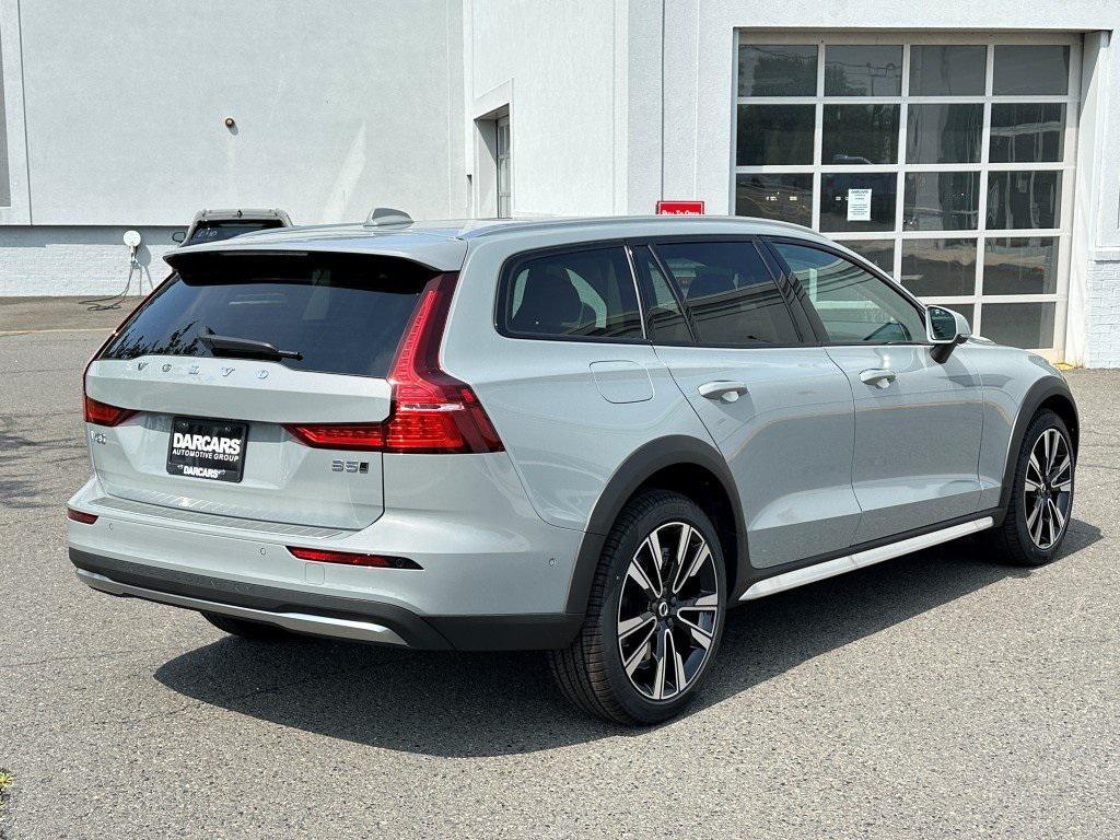 new 2025 Volvo V60 Cross Country car, priced at $57,555