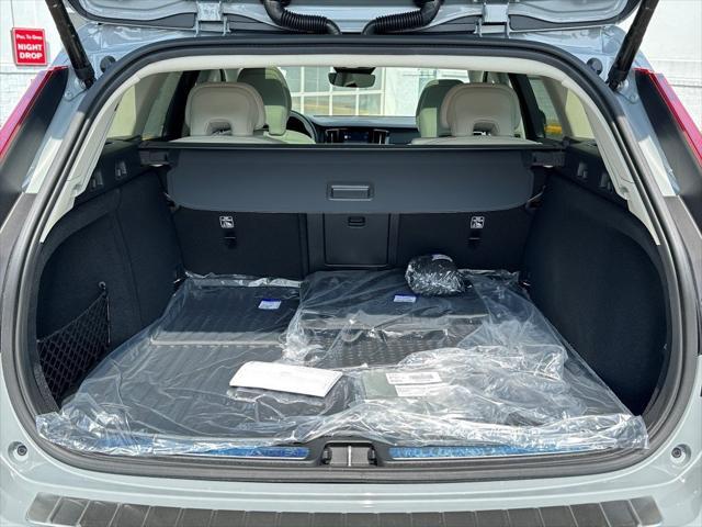 new 2025 Volvo V60 Cross Country car, priced at $58,555