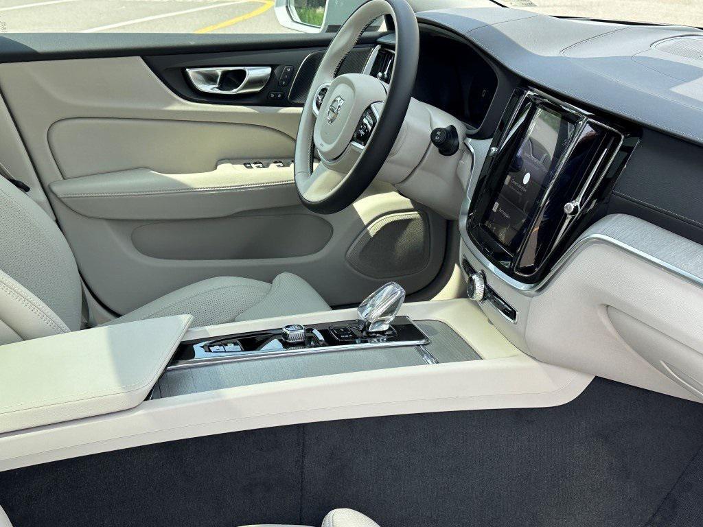 new 2025 Volvo V60 Cross Country car, priced at $57,555