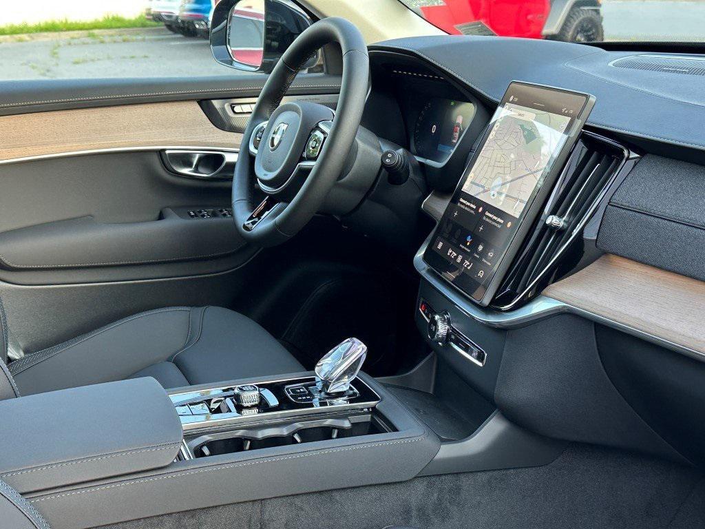 new 2026 Volvo XC90 car, priced at $68,825