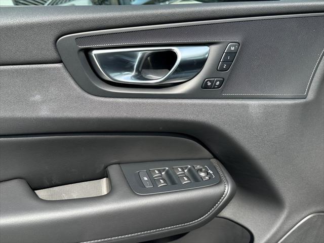 new 2025 Volvo XC60 car, priced at $49,895