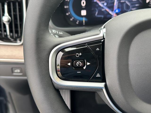 new 2025 Volvo XC90 car, priced at $67,245