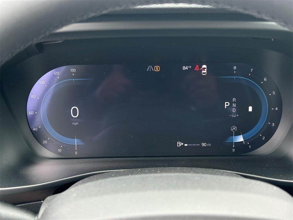 new 2025 Volvo XC40 car, priced at $41,535
