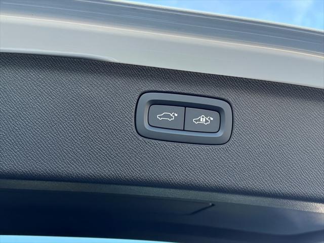 new 2025 Volvo XC90 Plug-In Hybrid car, priced at $77,805