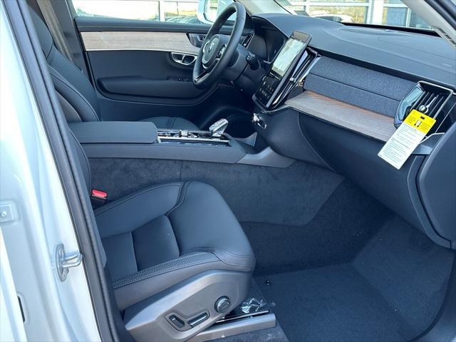 new 2025 Volvo XC90 Plug-In Hybrid car, priced at $77,805