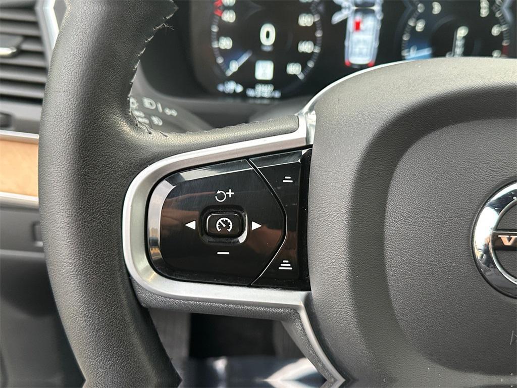 used 2022 Volvo XC90 car, priced at $36,900