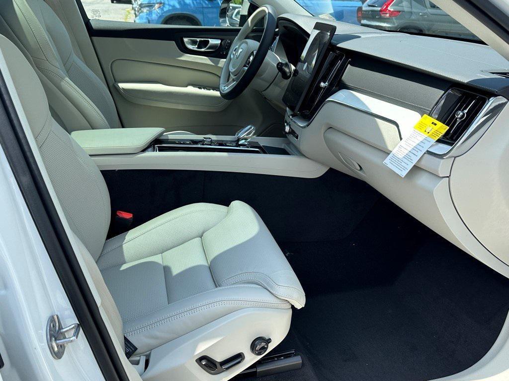 new 2026 Volvo XC60 car, priced at $62,935