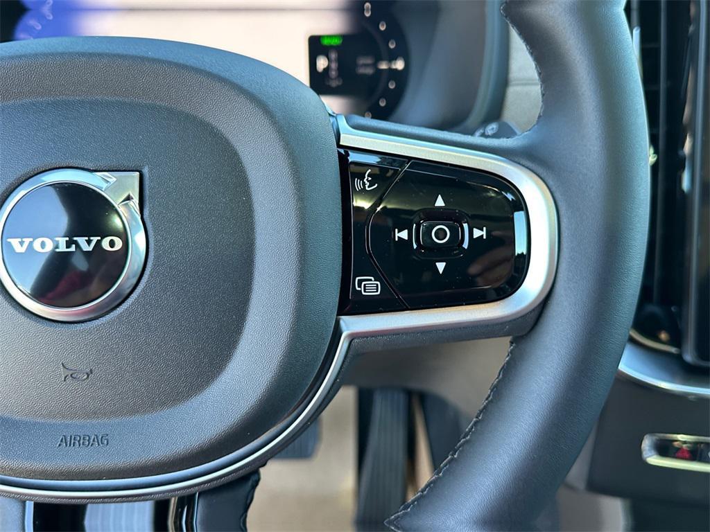 new 2026 Volvo XC90 Plug-In Hybrid car, priced at $83,995