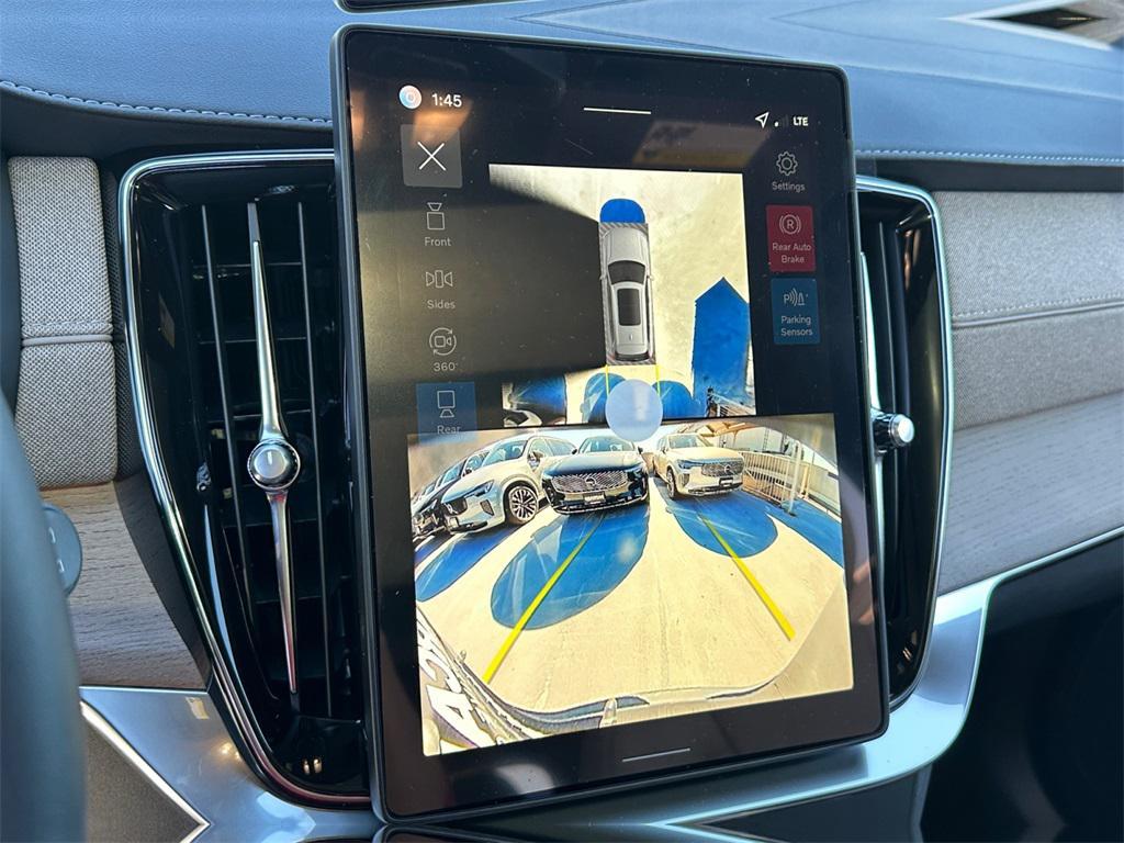 new 2026 Volvo XC90 Plug-In Hybrid car, priced at $83,995