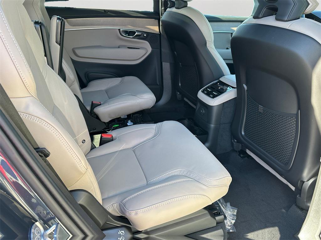 new 2026 Volvo XC90 Plug-In Hybrid car, priced at $83,995