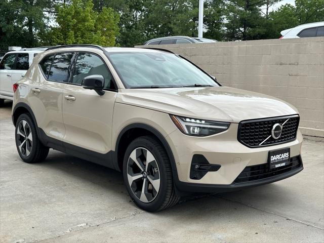 new 2025 Volvo XC40 car, priced at $46,815