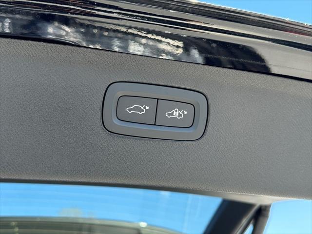 new 2025 Volvo XC90 Plug-In Hybrid car, priced at $78,805