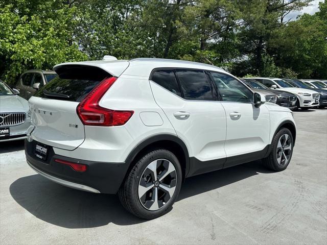 new 2024 Volvo XC40 car, priced at $45,675