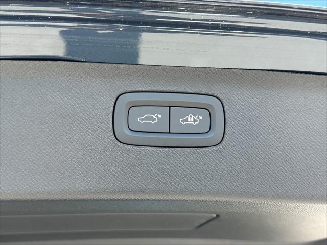 new 2025 Volvo XC90 Plug-In Hybrid car, priced at $81,405