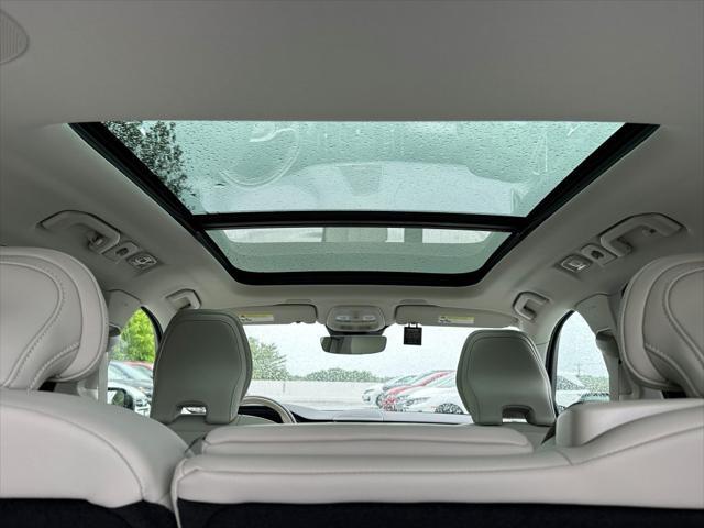 new 2025 Volvo XC60 car, priced at $60,660