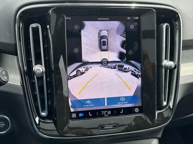 new 2025 Volvo XC40 car, priced at $51,015