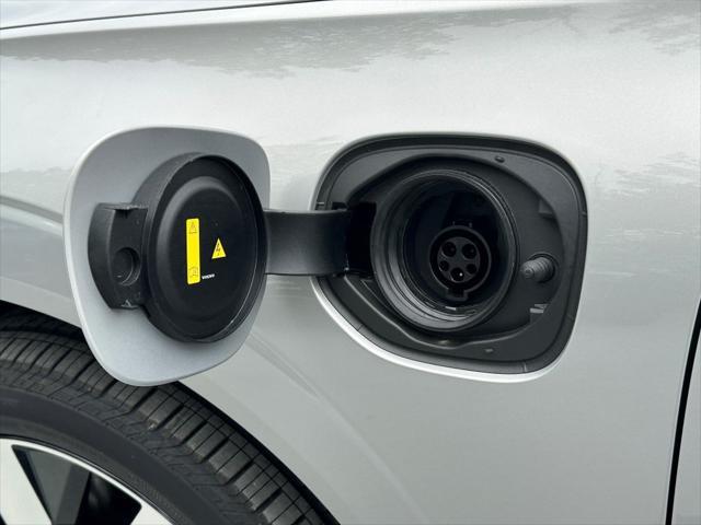 new 2025 Volvo XC60 Plug-In Hybrid car, priced at $69,895