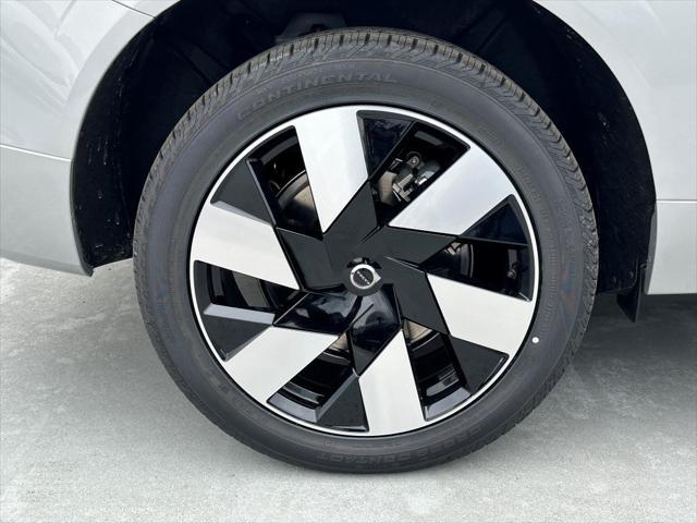 new 2025 Volvo XC60 Plug-In Hybrid car, priced at $69,895