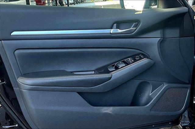used 2023 Nissan Altima car, priced at $22,287