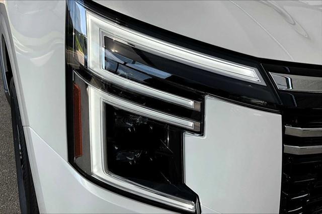 new 2025 Nissan Armada car, priced at $67,705
