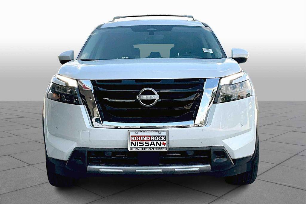 new 2025 Nissan Pathfinder car, priced at $49,253