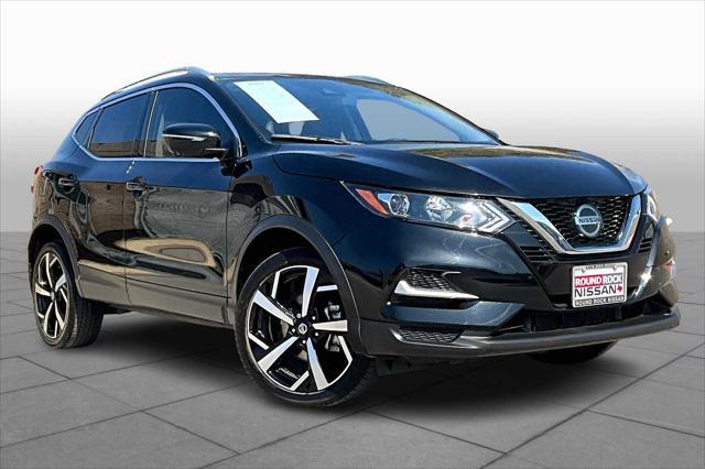 used 2022 Nissan Rogue Sport car, priced at $23,797