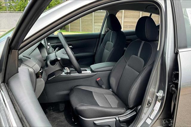 new 2025 Nissan Sentra car, priced at $23,292