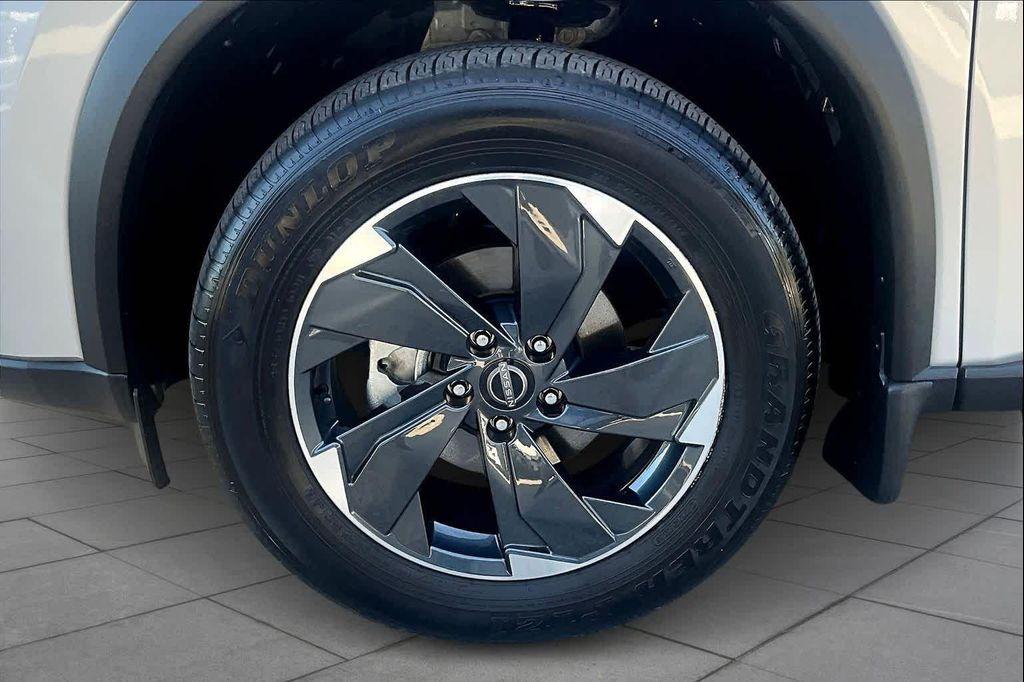 used 2025 Nissan Rogue car, priced at $24,300