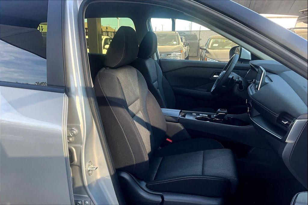 used 2025 Nissan Rogue car, priced at $24,300