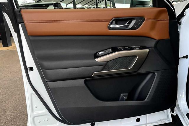 new 2025 Nissan Pathfinder car, priced at $48,809