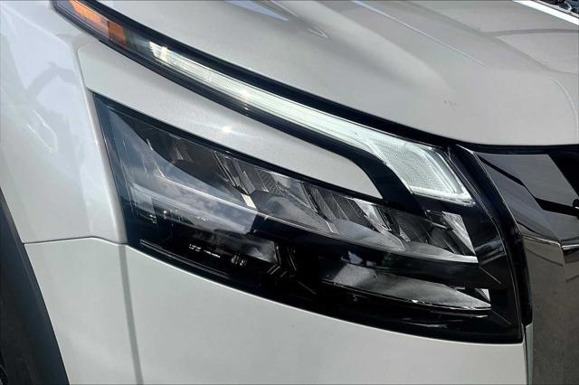 new 2025 Nissan Pathfinder car, priced at $49,740