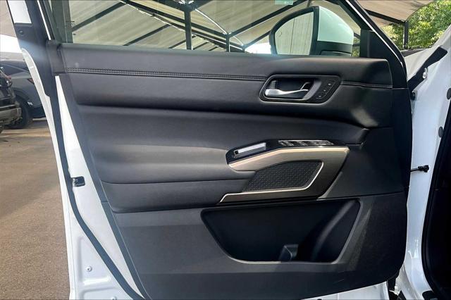 new 2025 Nissan Pathfinder car, priced at $49,740