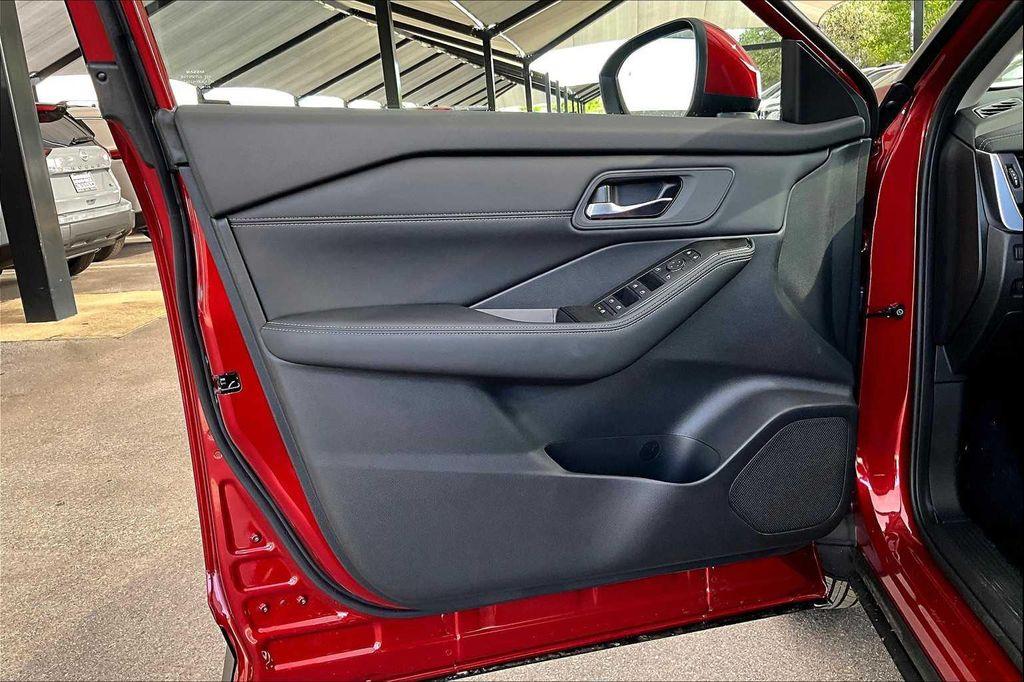 new 2025 Nissan Rogue car, priced at $33,345