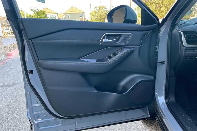 new 2025 Nissan Rogue car, priced at $40,333
