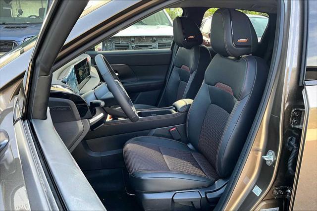 new 2025 Nissan Kicks car, priced at $30,270