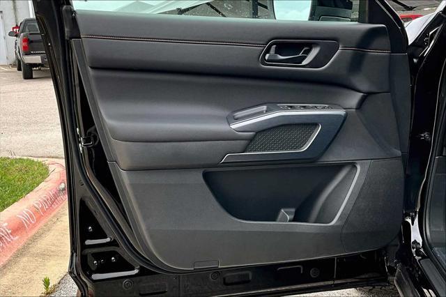 new 2025 Nissan Pathfinder car, priced at $43,438