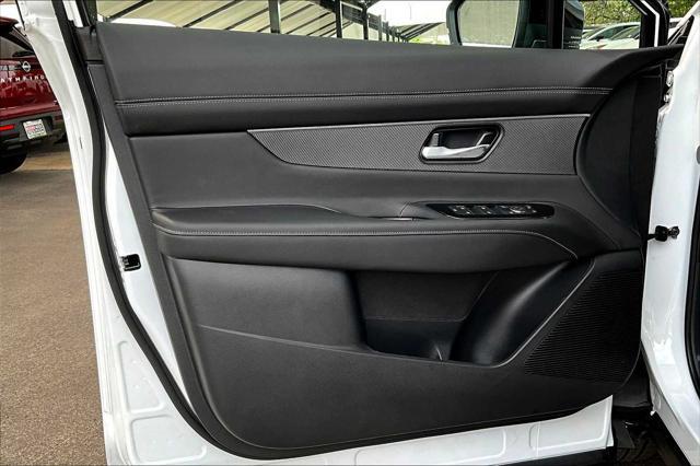 new 2025 Nissan Murano car, priced at $44,165