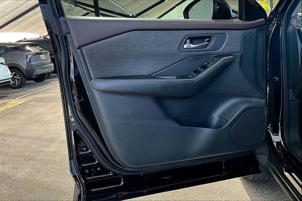 used 2021 Nissan Rogue car, priced at $18,534