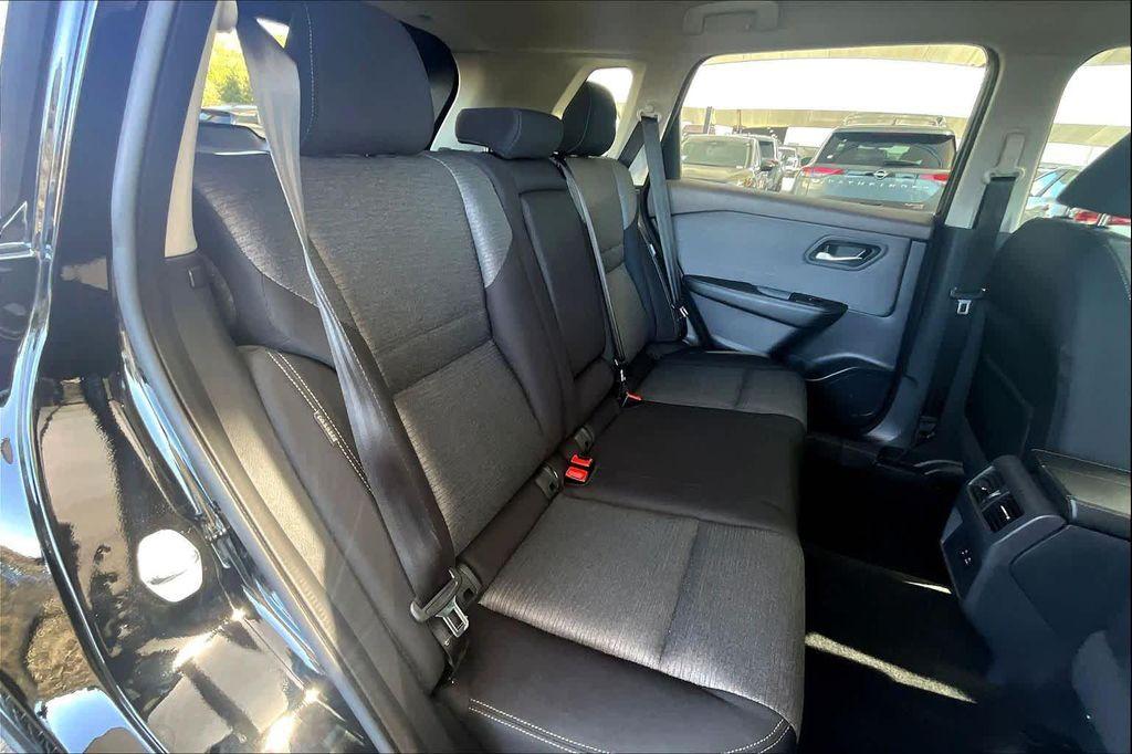 used 2021 Nissan Rogue car, priced at $18,534