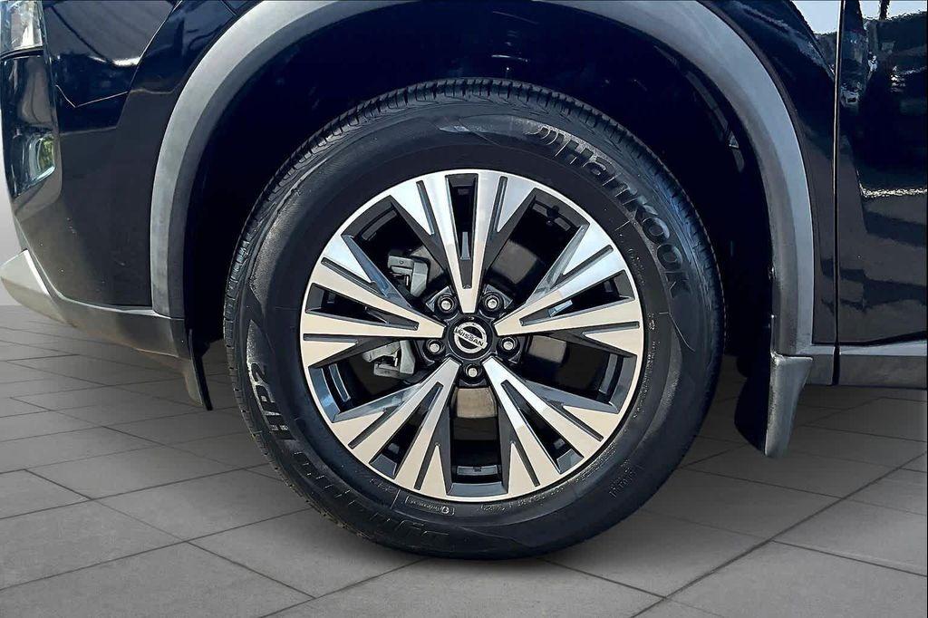used 2021 Nissan Rogue car, priced at $18,534