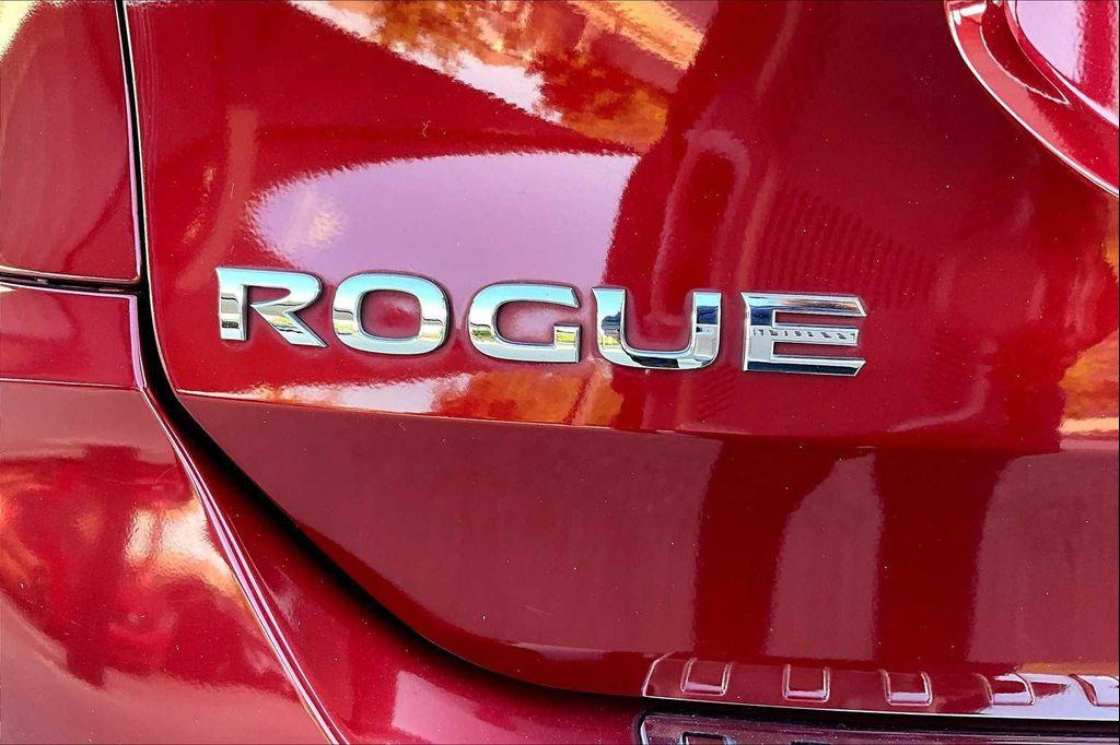 used 2019 Nissan Rogue car, priced at $15,685