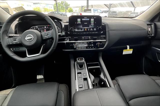 new 2024 Nissan Pathfinder car, priced at $43,060