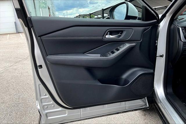 new 2025 Nissan Rogue car, priced at $32,969