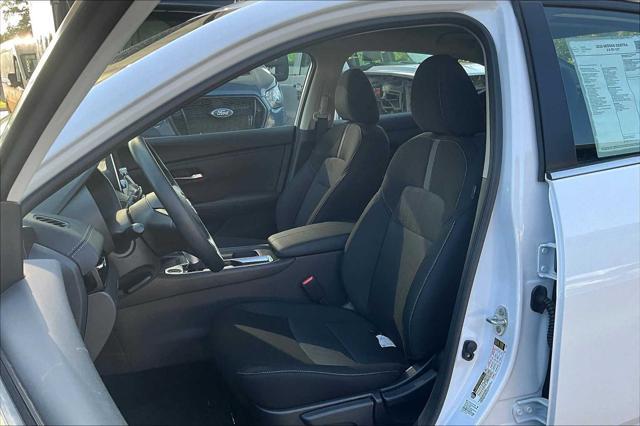 new 2025 Nissan Sentra car, priced at $24,325