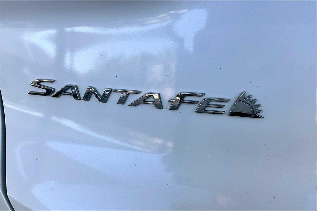 used 2019 Hyundai Santa Fe car, priced at $18,564