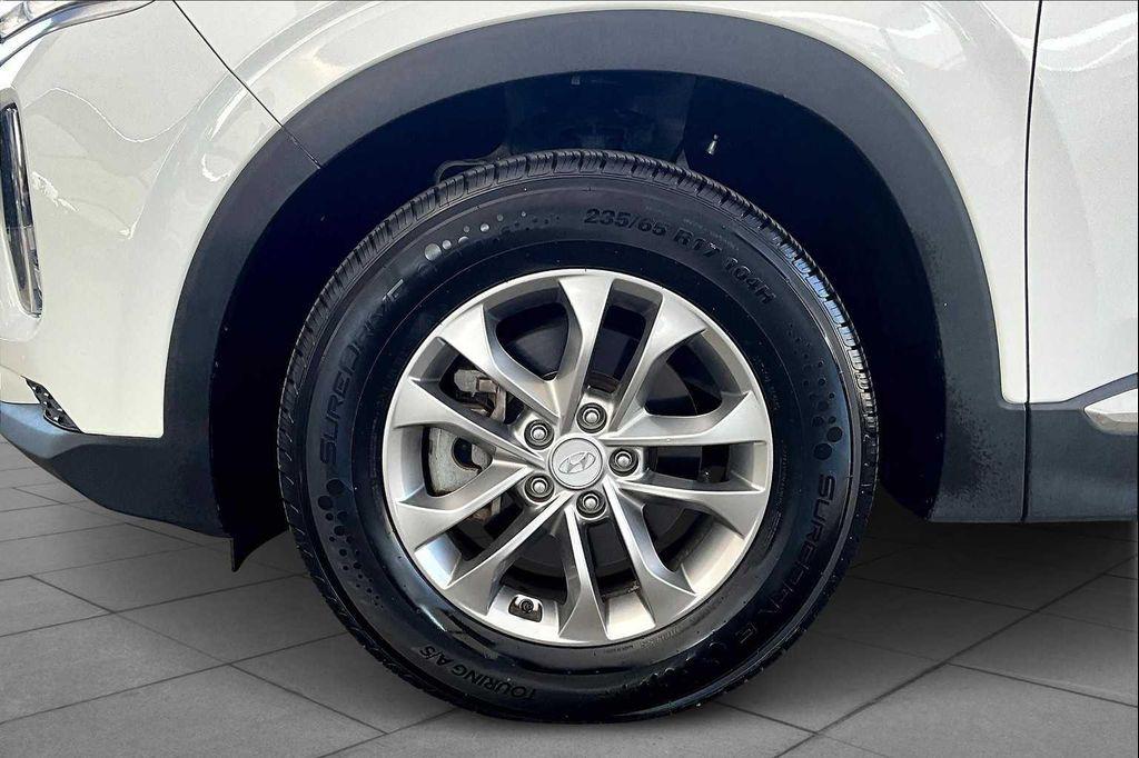 used 2019 Hyundai Santa Fe car, priced at $18,564