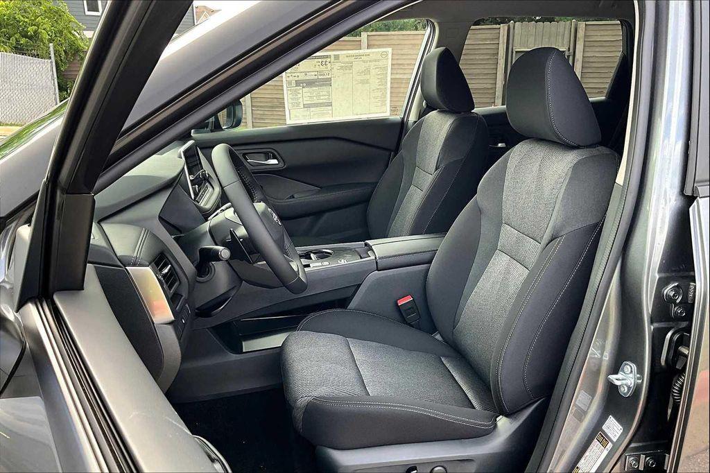 new 2025 Nissan Rogue car, priced at $32,090