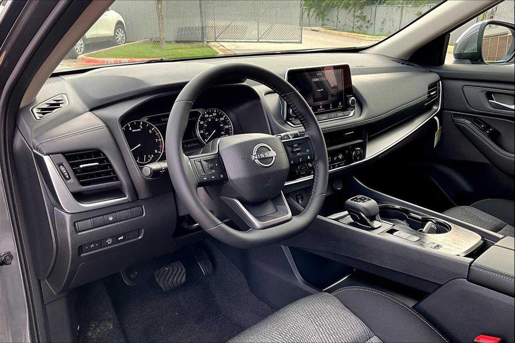 new 2025 Nissan Rogue car, priced at $32,090